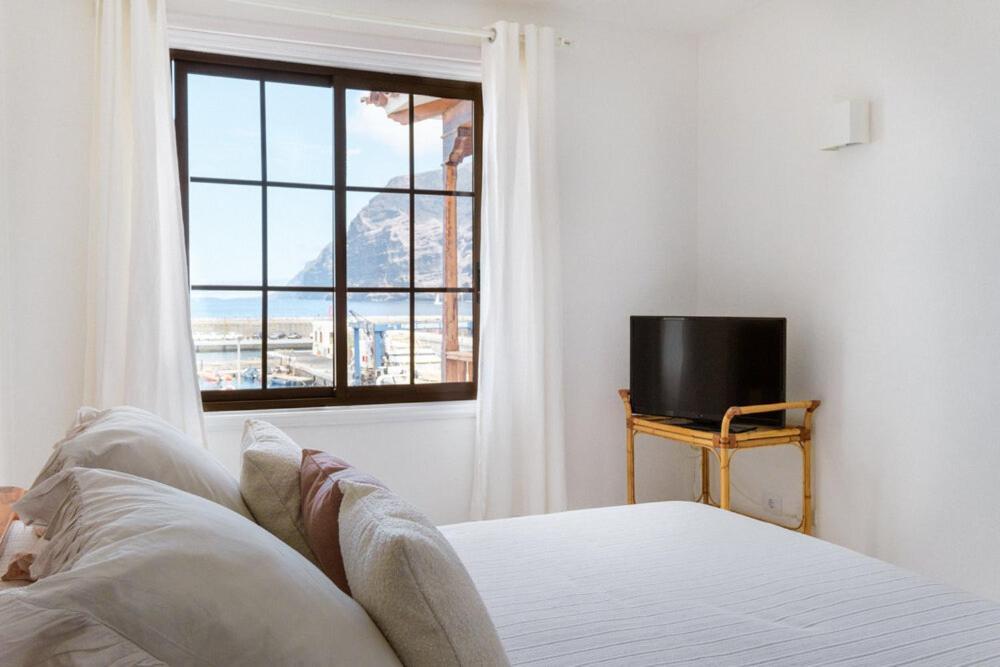 The Cliff Apartment - Comfortable & Friendly 3 Bedroom Apartment - Los Gigantes Acantilado de los Gigantes Exterior foto